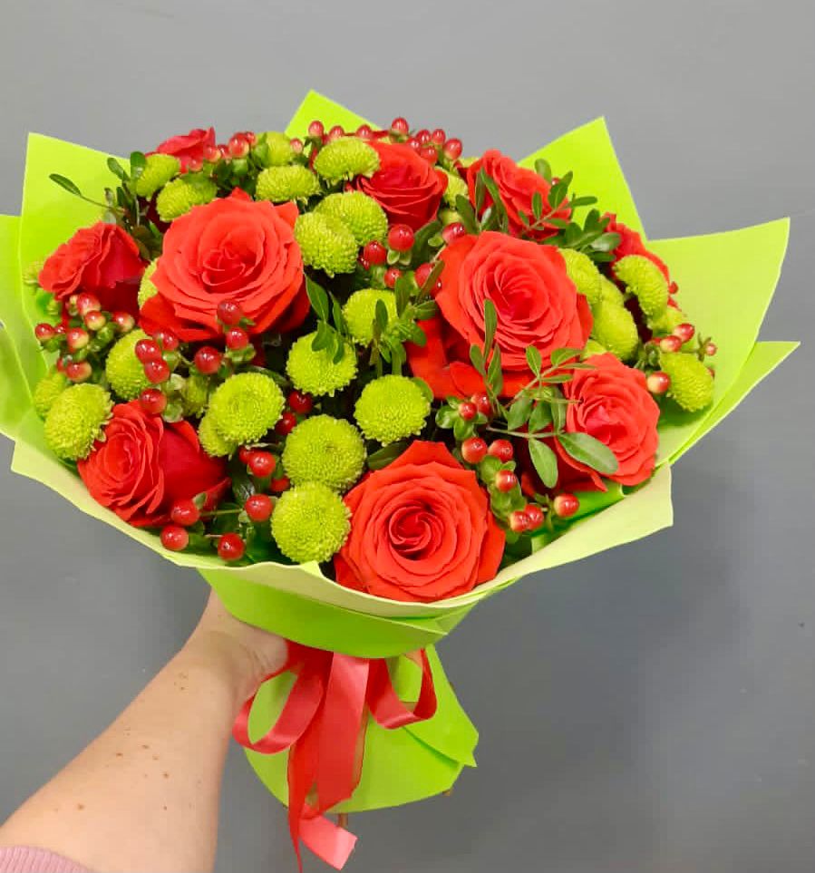 Букет цветов из: Хризантемы и Розы в Комсомольском Республики Мордовия