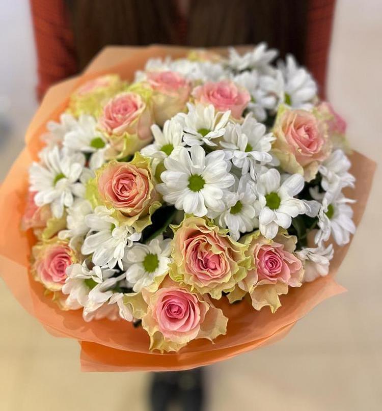 Букет цветов из: Розы и Хризантемы в Комсомольском Республики Мордовия