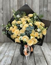 Букет цветов из:  Розы и Лизиантусы в Комсомольском Республики Мордовия