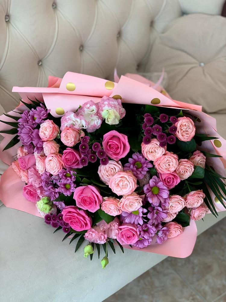 Букет цветов из: Хризантемы, Розы и Лизиантусы в Комсомольском Республики Мордовия