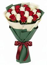 Букет Микс из красных и белых роз #REPLACE_PRED# Комсомольском Республики Мордовия