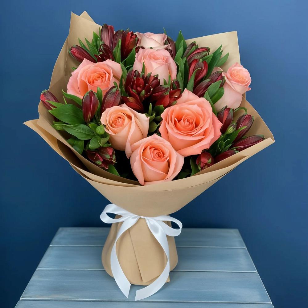 Букет цветов из: Розы и Альстромерии в Комсомольском Республики Мордовия