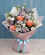 Букет цветов из:  Лизиантусы, Розы, Альстромерии и Гипсофила в Комсомольском Республики Мордовия