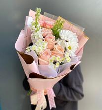 Букет цветов из:  Хризантемы и Розы в Комсомольском Республики Мордовия