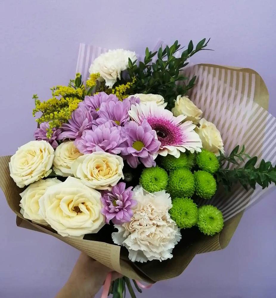 Букет цветов из: Хризантемы, Розы, Гвоздики и Герберы в Комсомольском Республики Мордовия