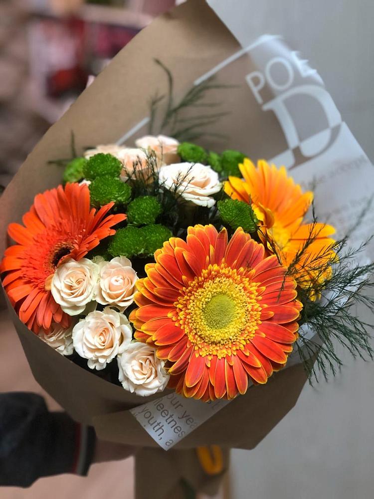 Букет цветов из: Герберы, Хризантемы и Розы в Комсомольском Республики Мордовия